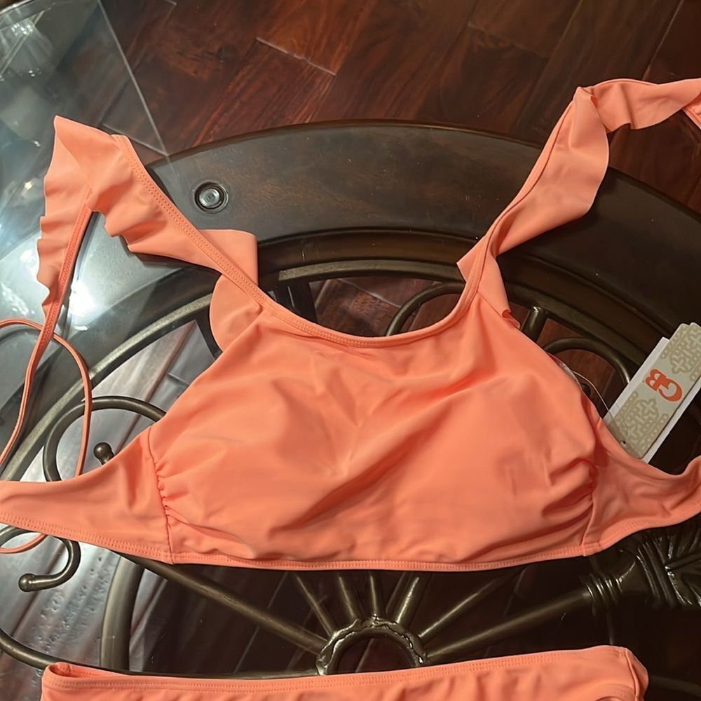 NWT Gianni Bini Orange Ruffle Bikini Set - Picture 2 of 4